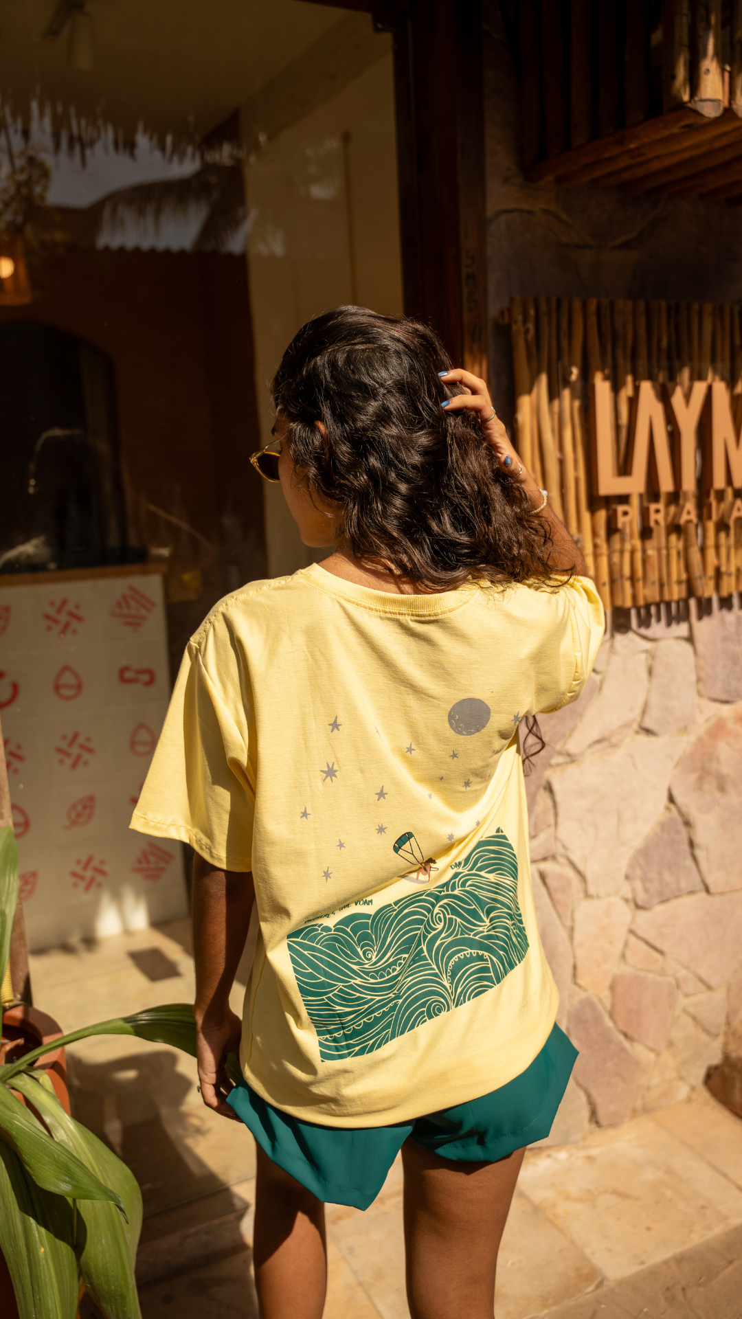 Camiseta Feitas de Mar Kite | Cor Amarelo