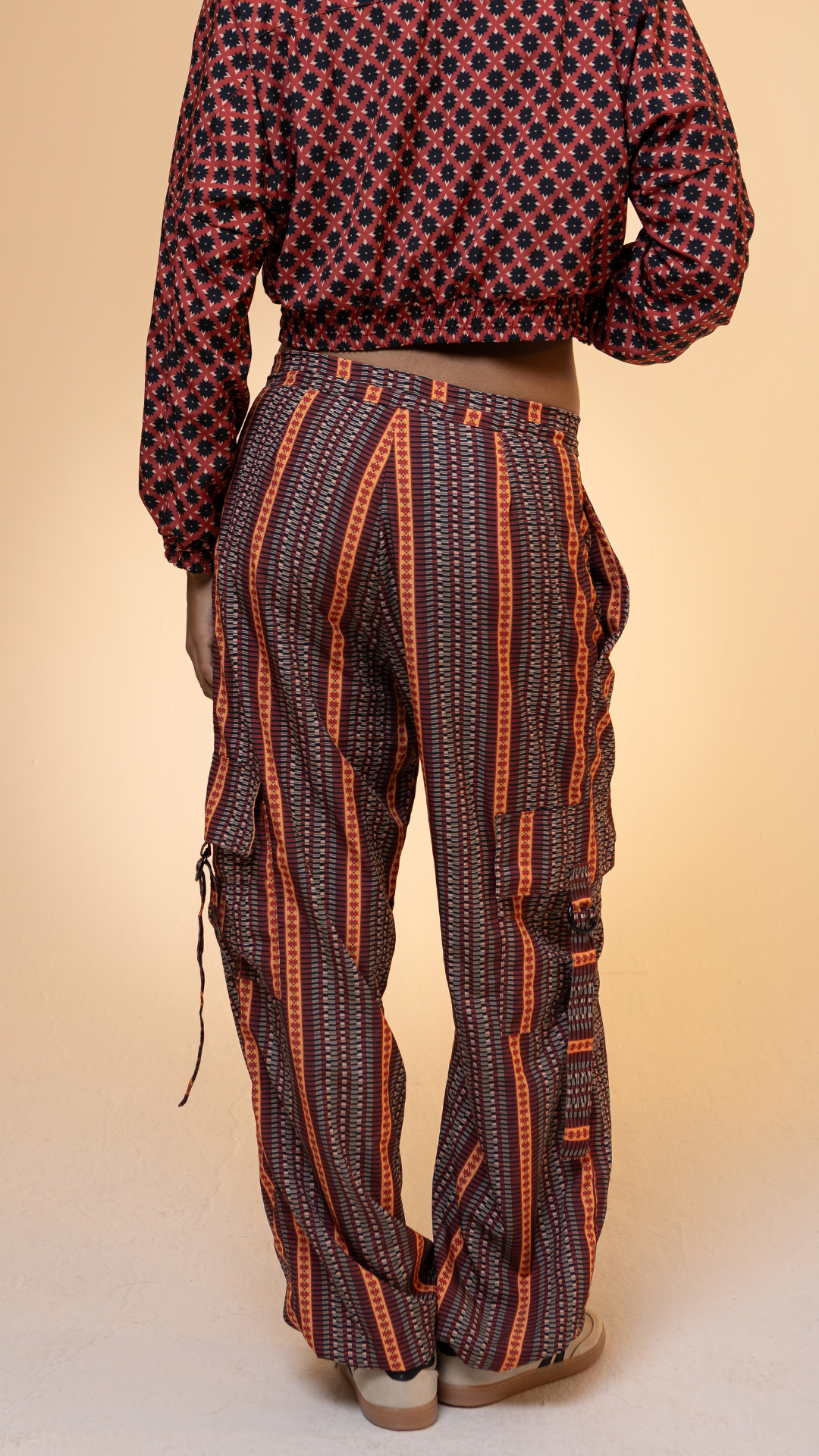 Calça Cargo Aqualeve | Print Flor do Amarante