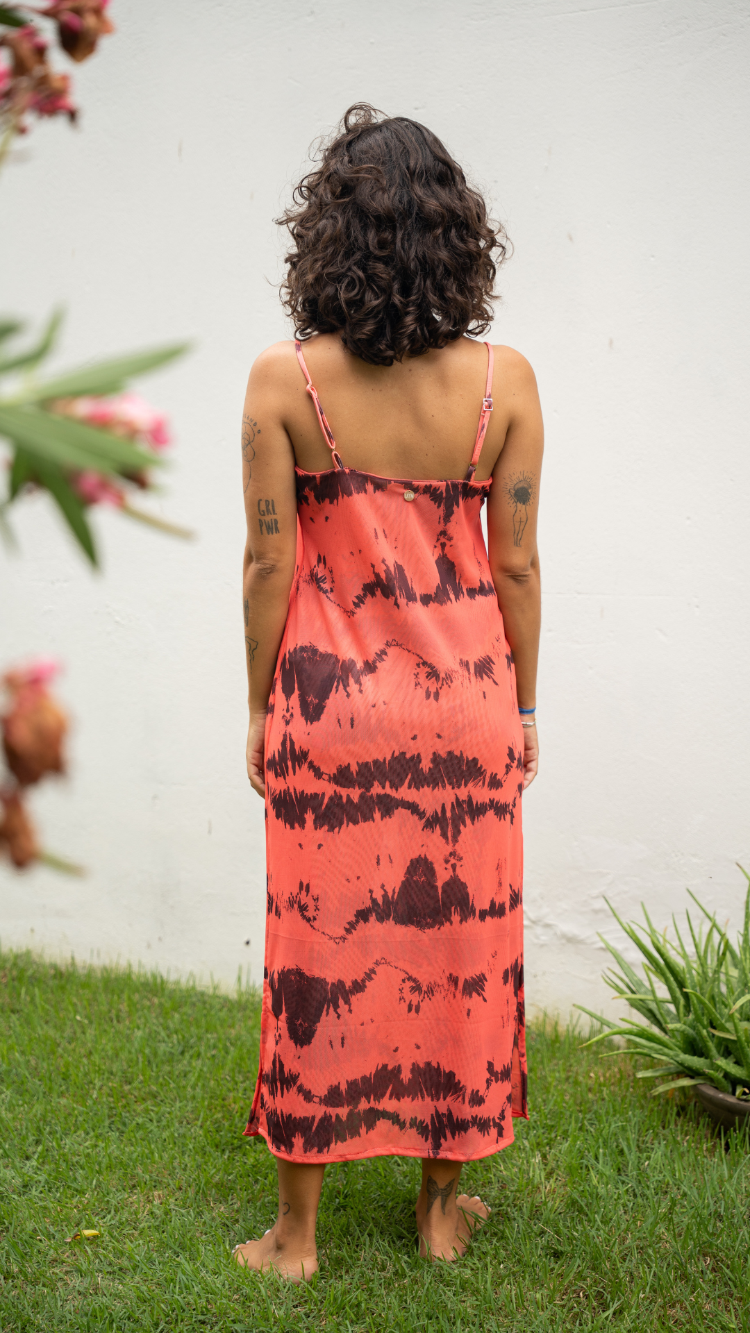 Vestido Midi Tule | Cor Tie Dye Solar