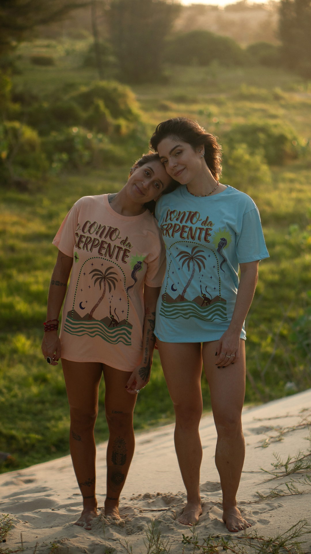 Camiseta Conto da Serpente | Cor Azul Céu