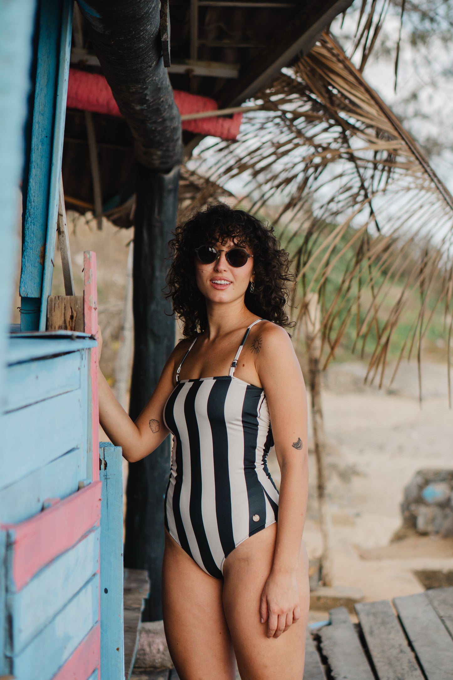 Maiô Tqc Viés | Print Listras Largas p&b Miçangas Geraldina