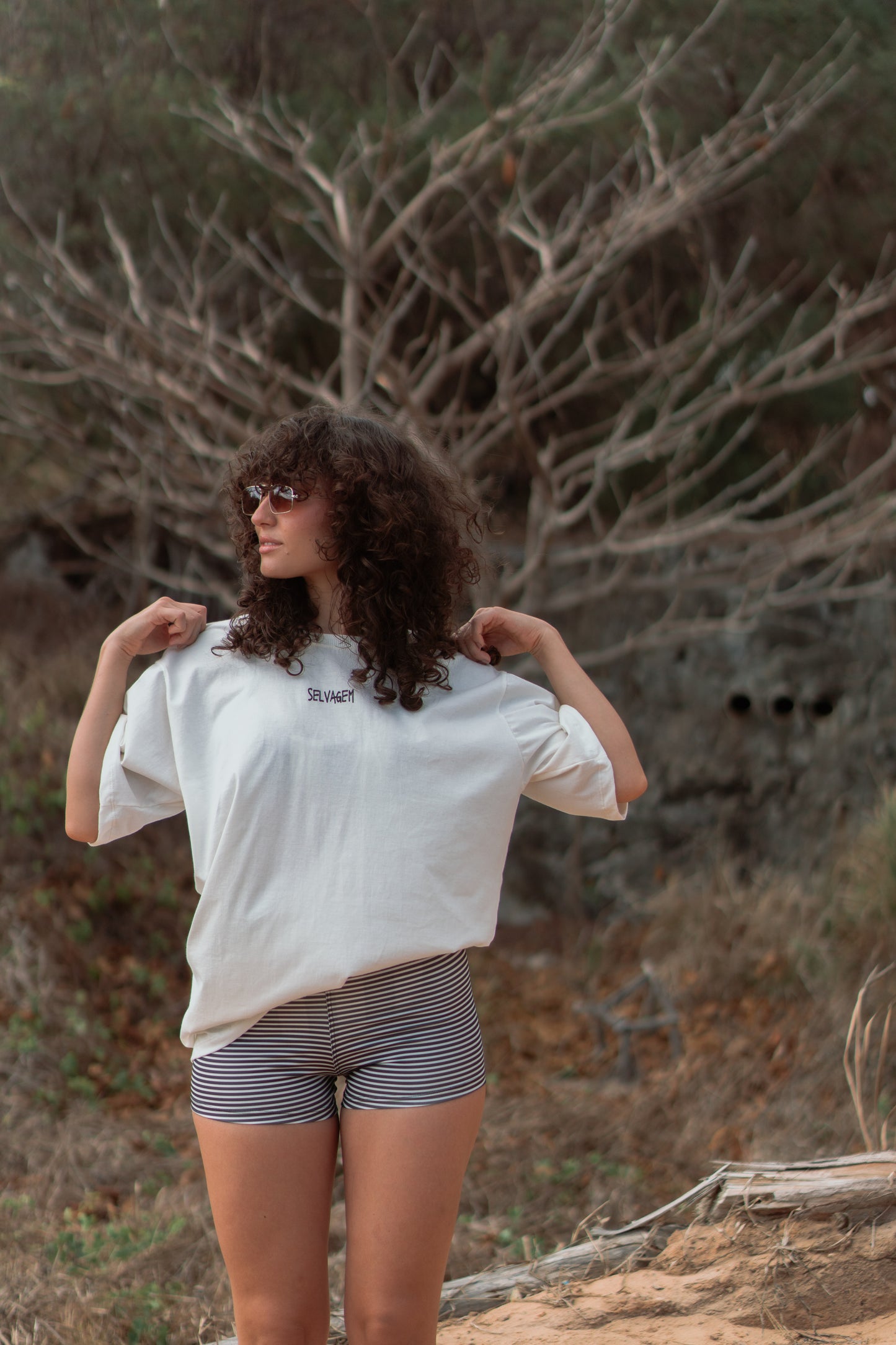 Mini Short Retrô | Print Listras Finas p&b Miçangas Geraldina