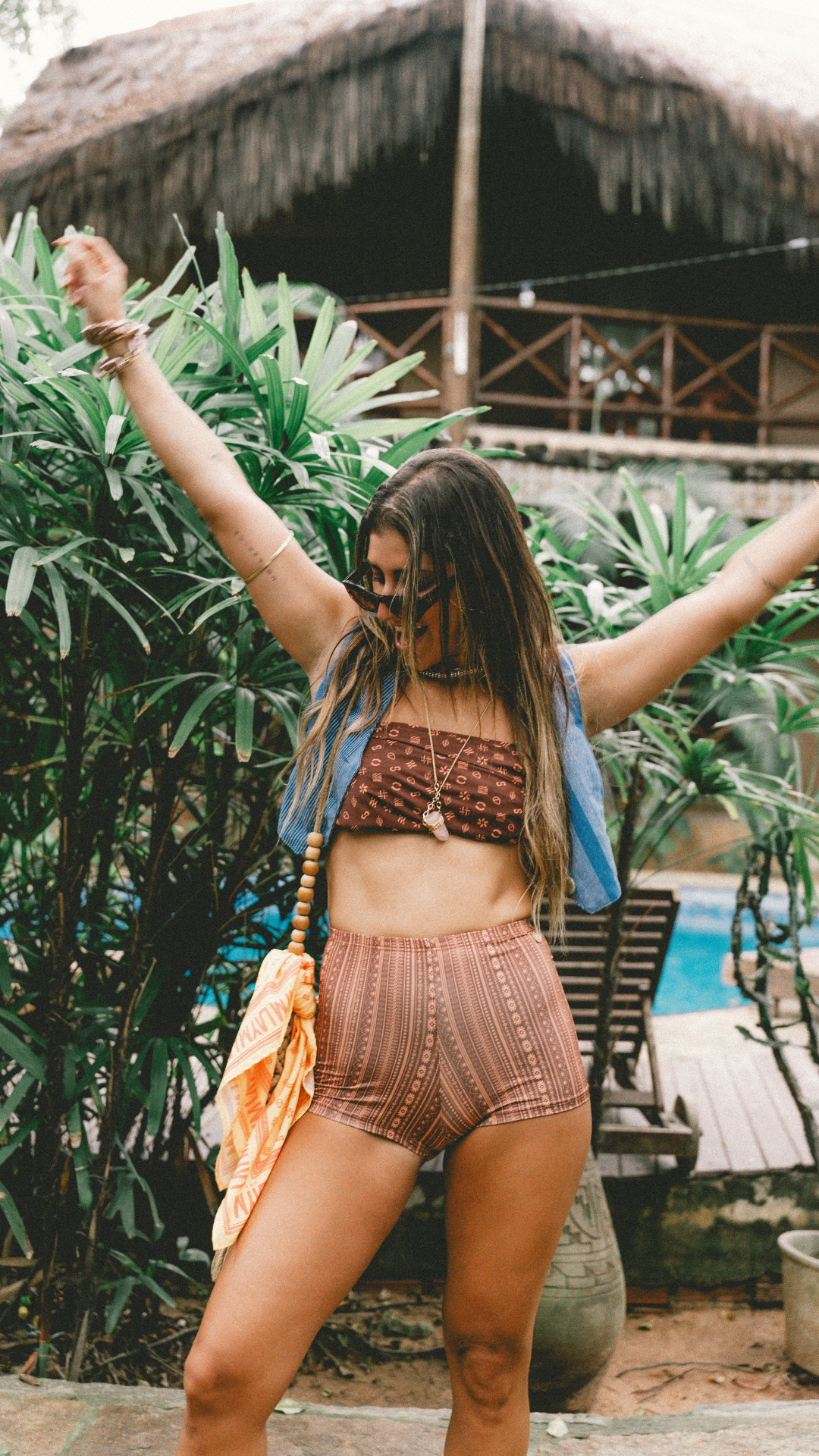 Mini Short Retrô | Print Florescer Ébano