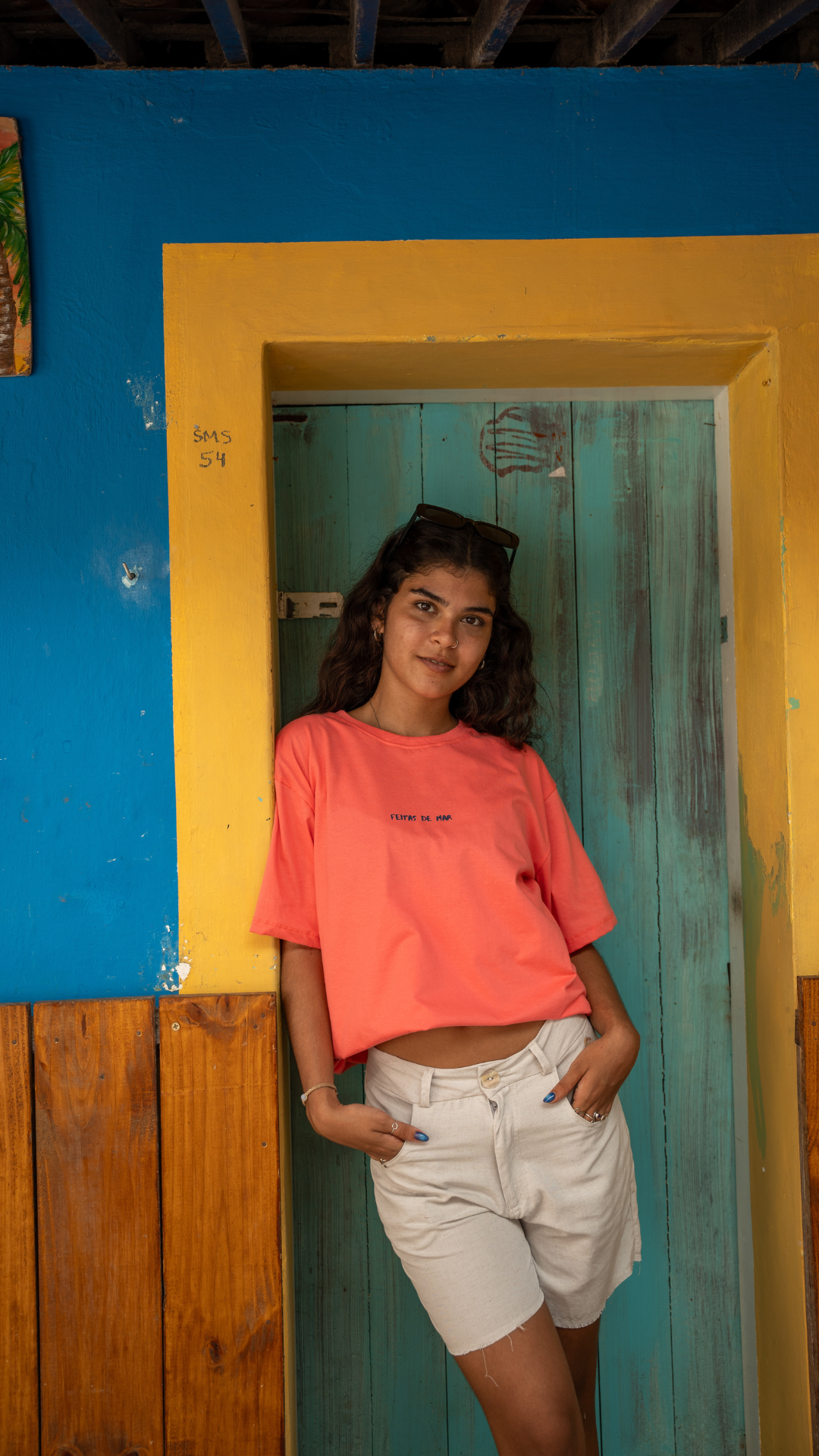 Camiseta Feitas de Mar Surf | Cor Coral