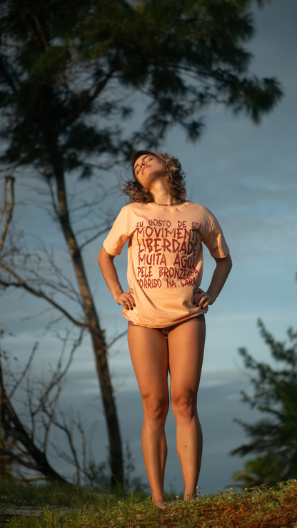 Camiseta Sorriso na Cara :)  | Cor Pêssego Candy