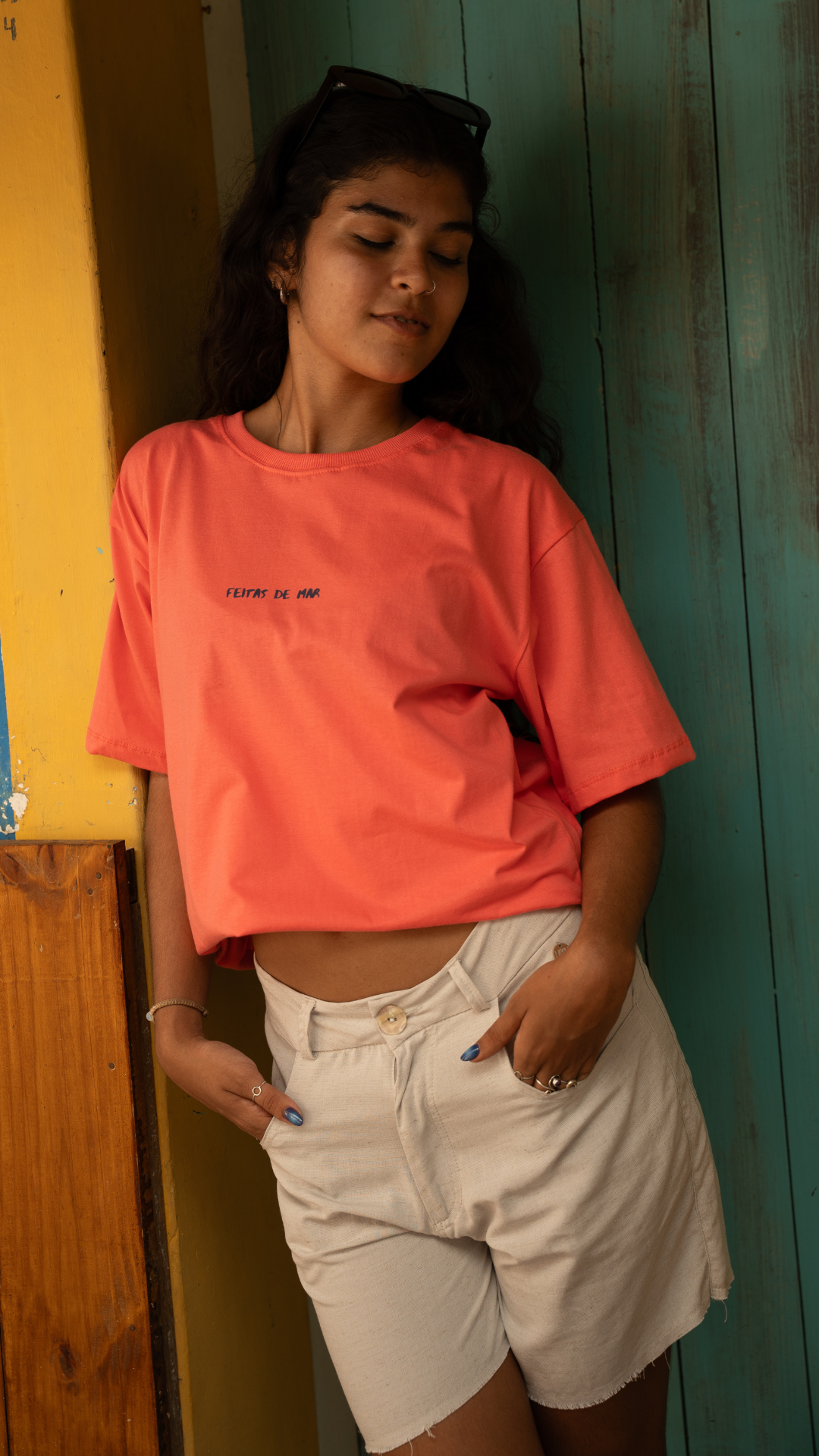 Camiseta Feitas de Mar Surf | Cor Coral
