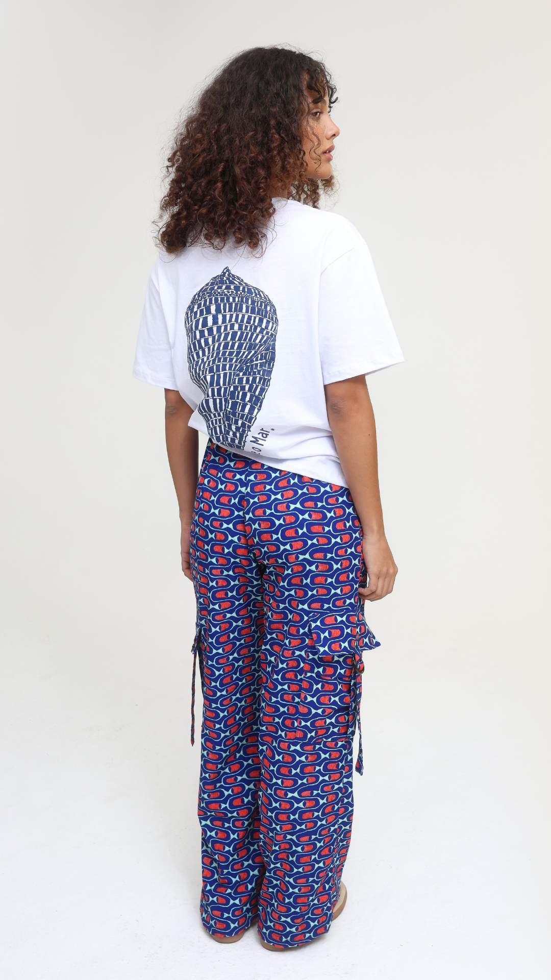 Calça Cargo Aqualeve | Print Cardume Profundo