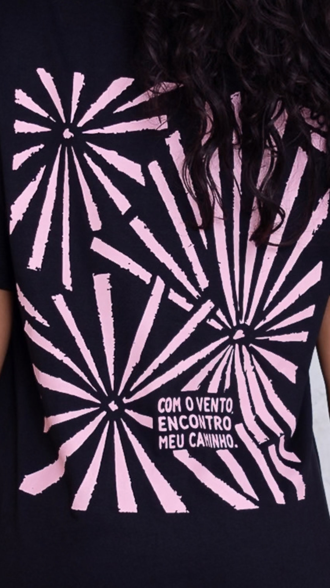 Camiseta Oversized Vento | Cor Breu