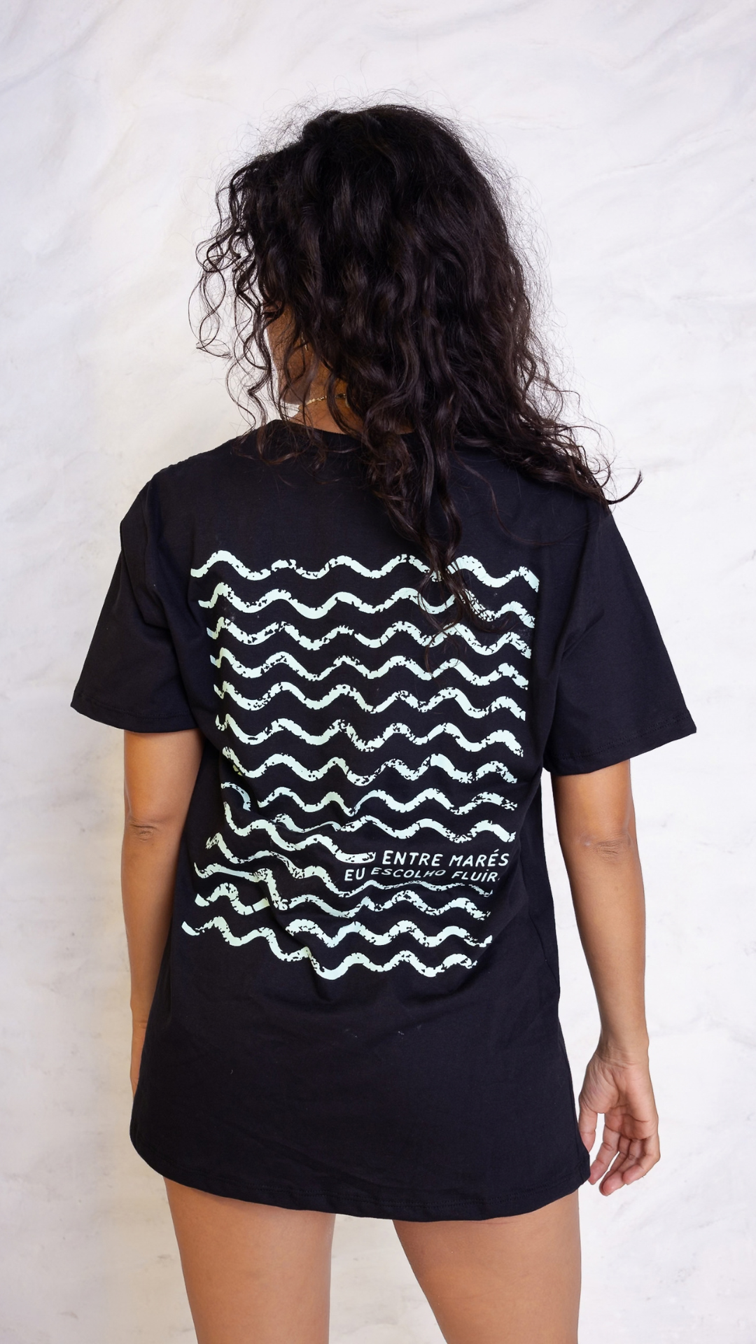 Camiseta Oversized Fluir | Cor Breu
