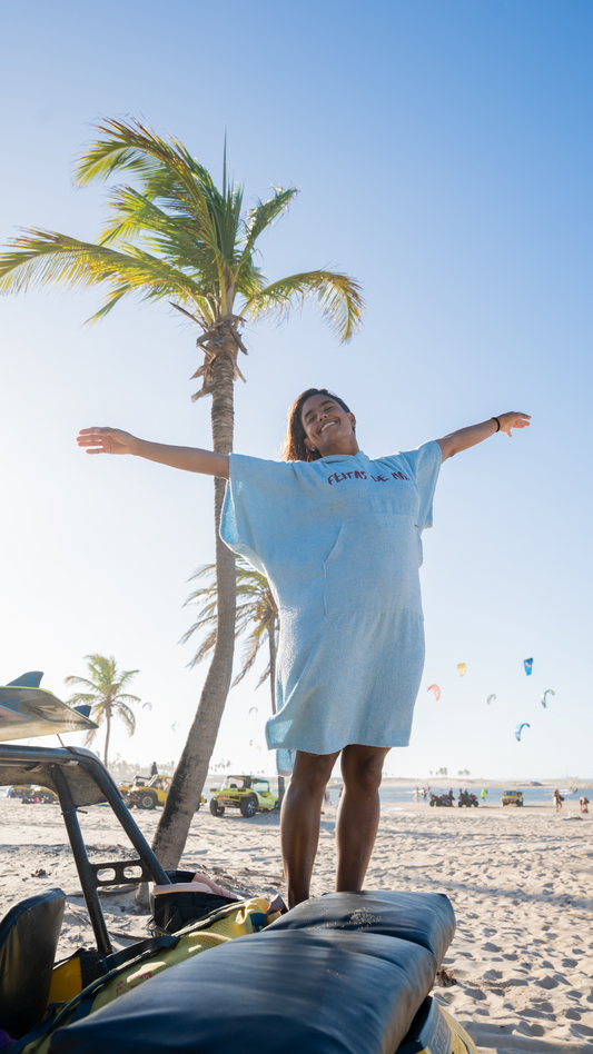 Poncho Feitas de Mar | Cor Key Blue